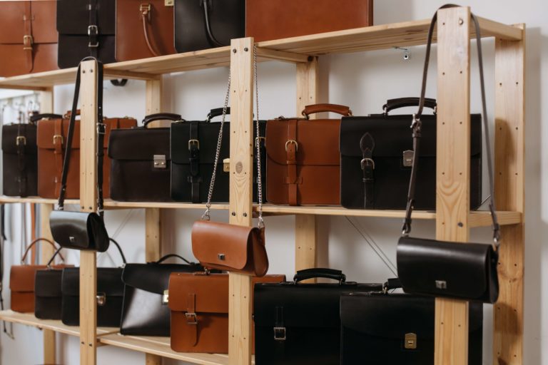 athens leather products | GreeceFoodies