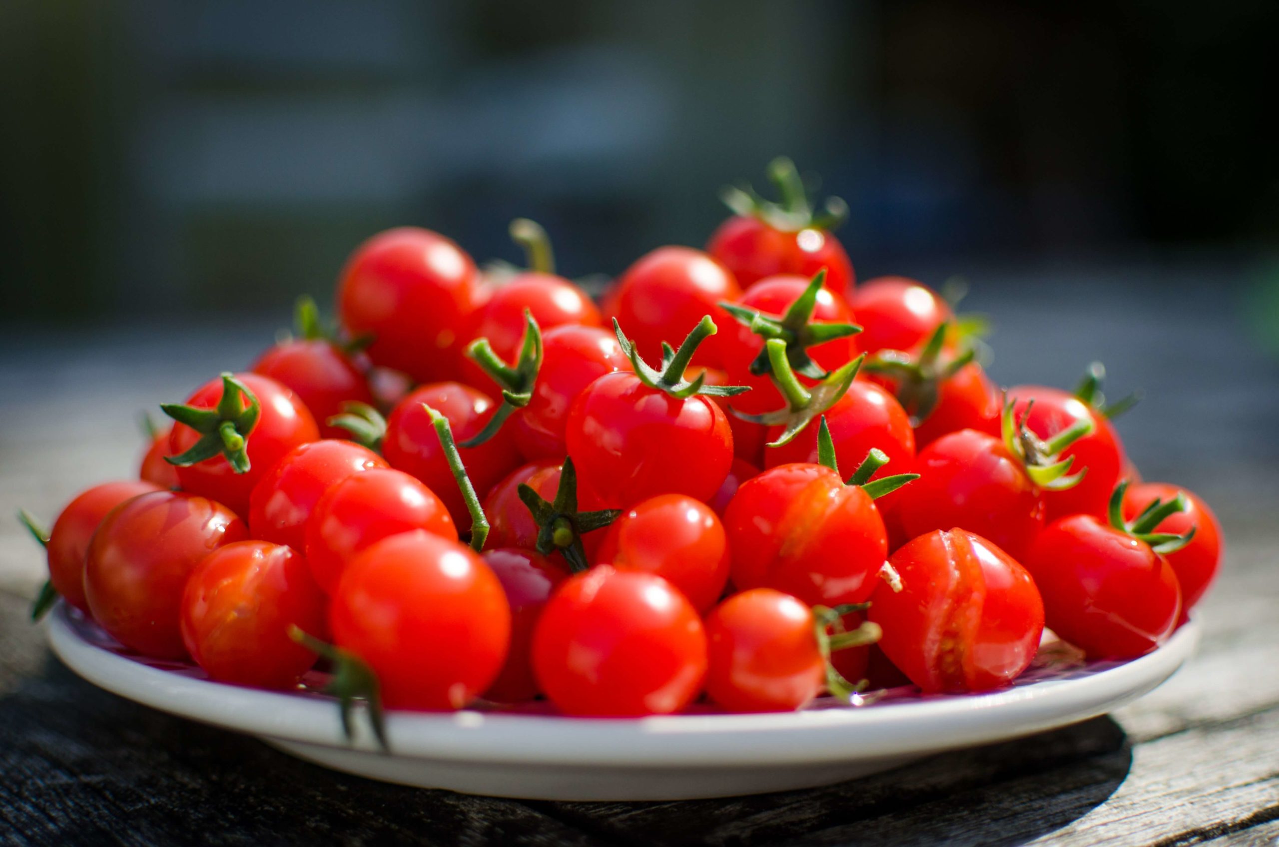 santorini cherry tomatoes | GreeceFoodies
